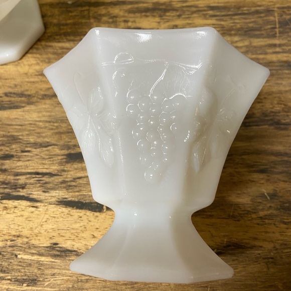 Anchor Hocking White Milk Glass Candy Dish - Picture 3 of 9